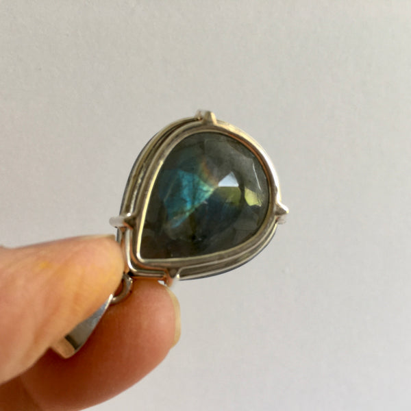 Labradorite Pendant - 88.99