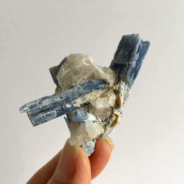 Blue Kyanite Natural - 29.98